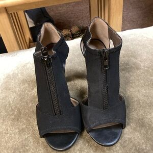 Women’s black 4 inch sandals